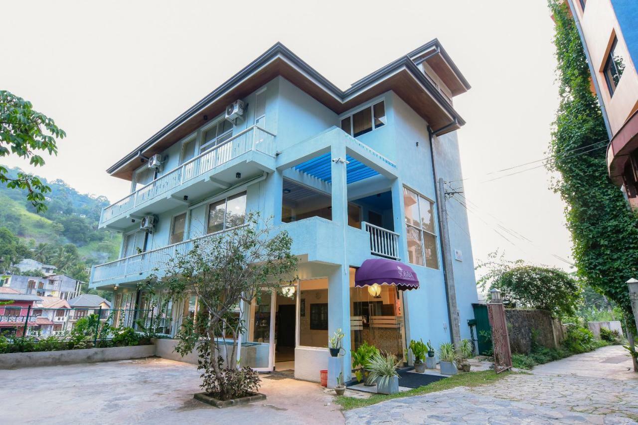 Sobaya Hotel Kandy Esterno foto