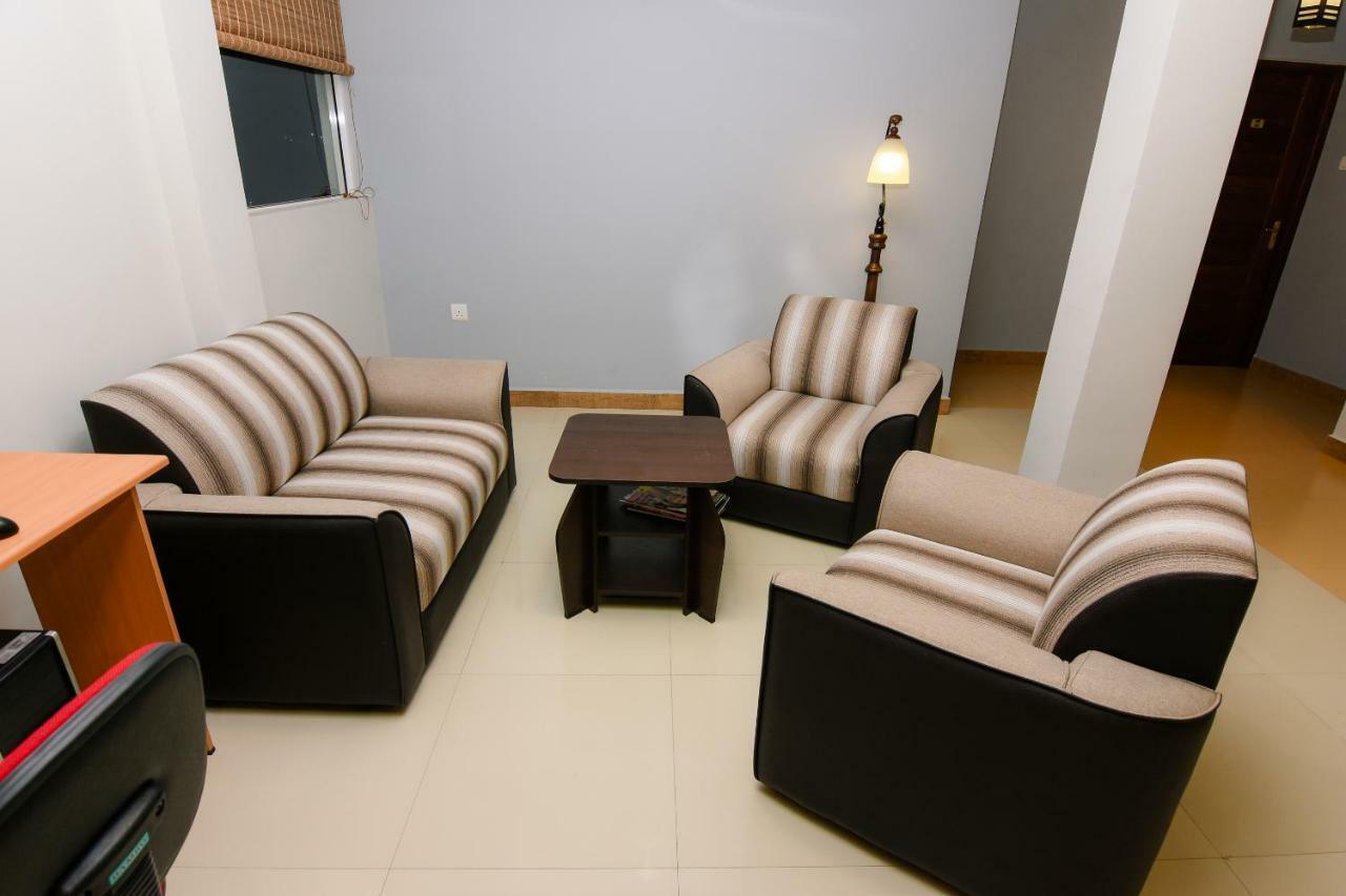 Sobaya Hotel Kandy Esterno foto