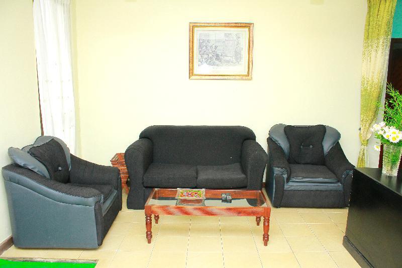 Sobaya Hotel Kandy Esterno foto