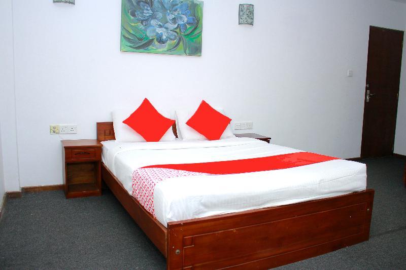 Sobaya Hotel Kandy Esterno foto