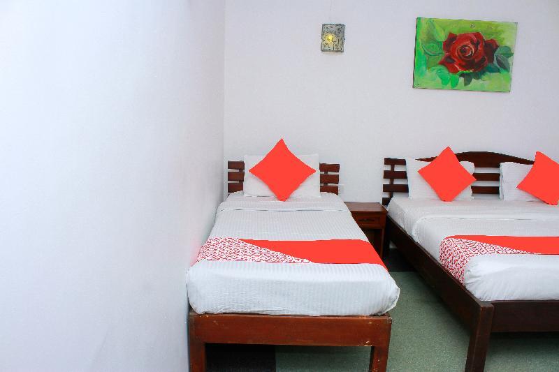 Sobaya Hotel Kandy Esterno foto