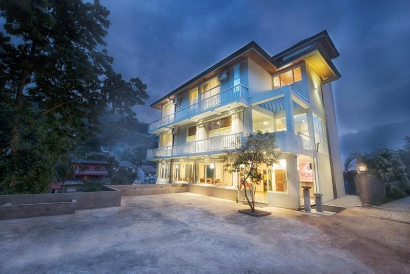 Sobaya Hotel Kandy Esterno foto